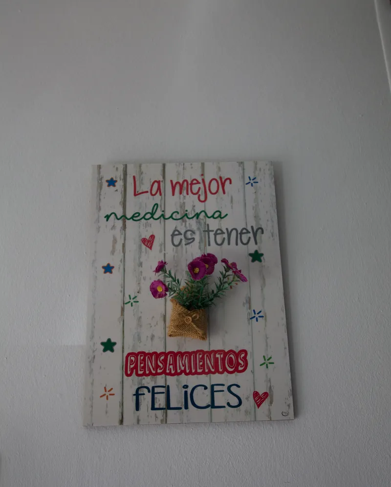 Detalle decorativo del ambiente familiar de Fuenteclara