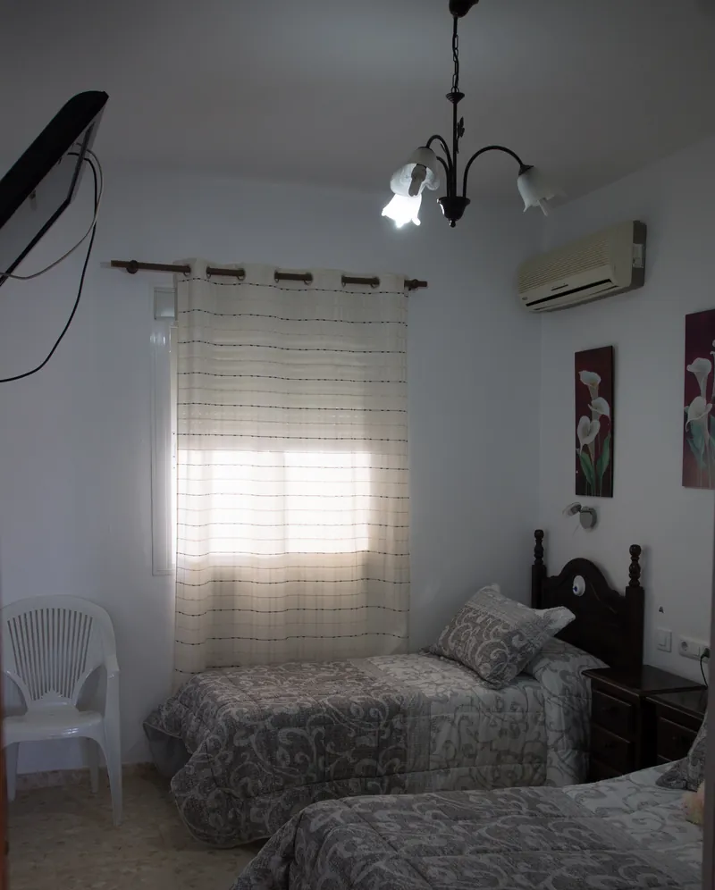 Dormitorio adaptado y cálido de la residencia Fuenteclara
